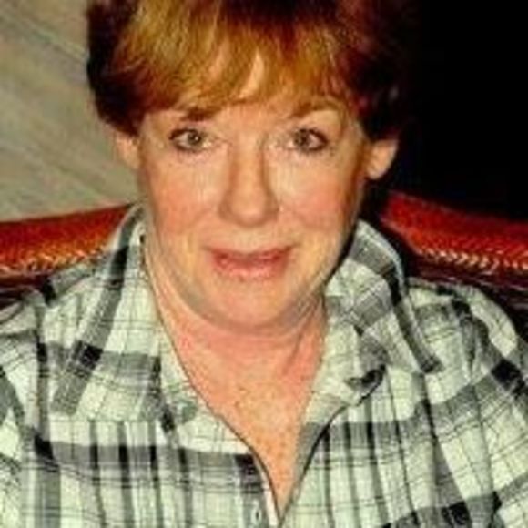Meet your Posher, Pamela - Picture 1 of 1